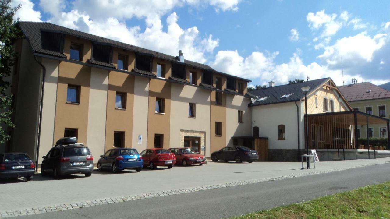 Apartma Fara Loučná nad Desnou Zewnętrze zdjęcie